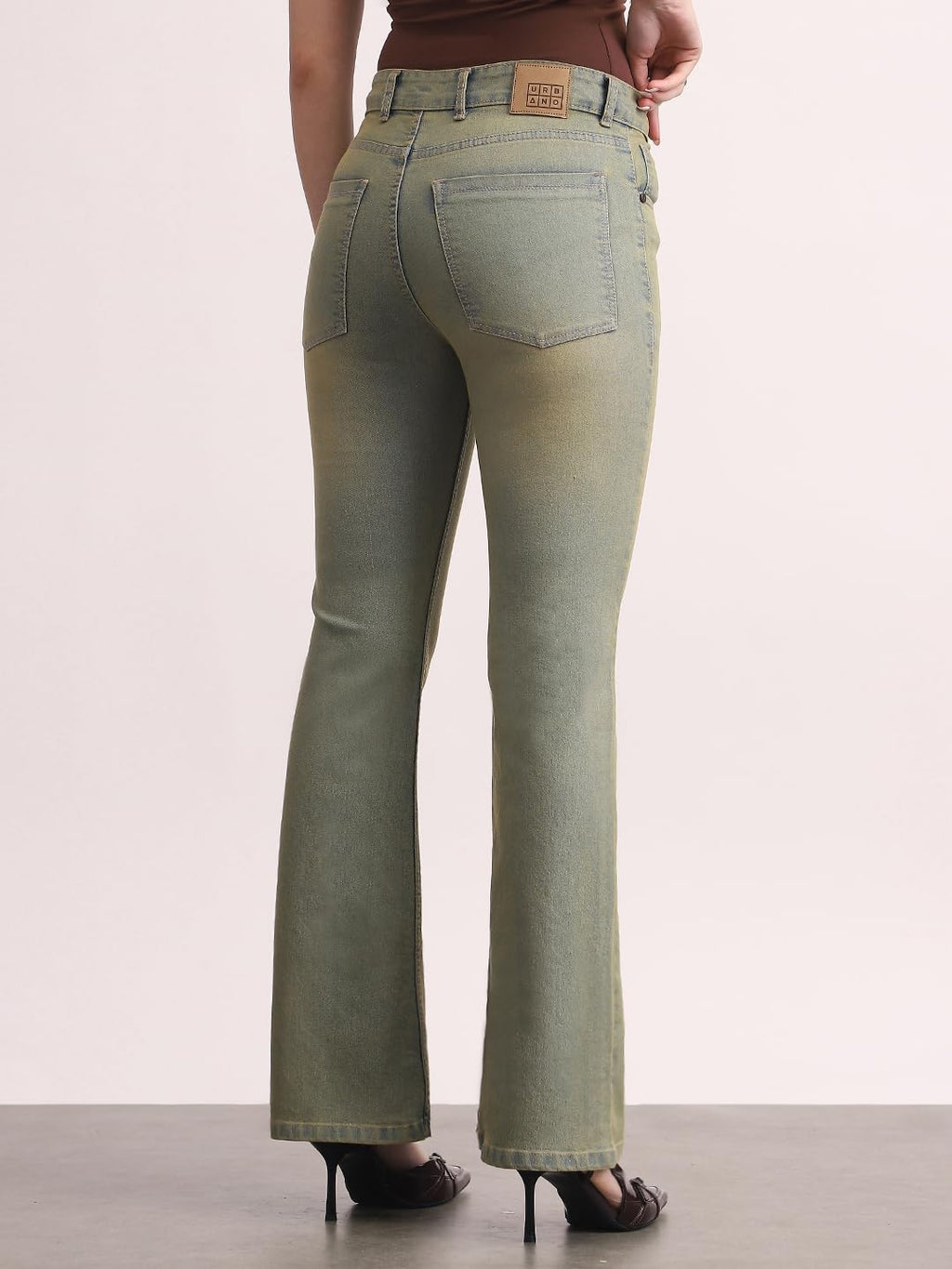 Urbano Fashion Women's Mid Rise Bootcut Washed Jeans Stretchable