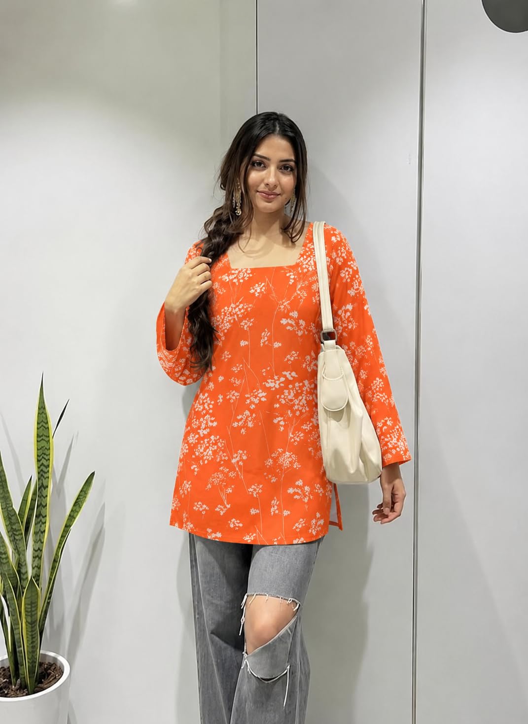 SONISHA Women's Rayon Floral Print Short Kurti for Women Elegance Square Neck, Long Sleeves with Style Criss Cross Back Kurti, Top for Office Wear, Casual, Outdoor