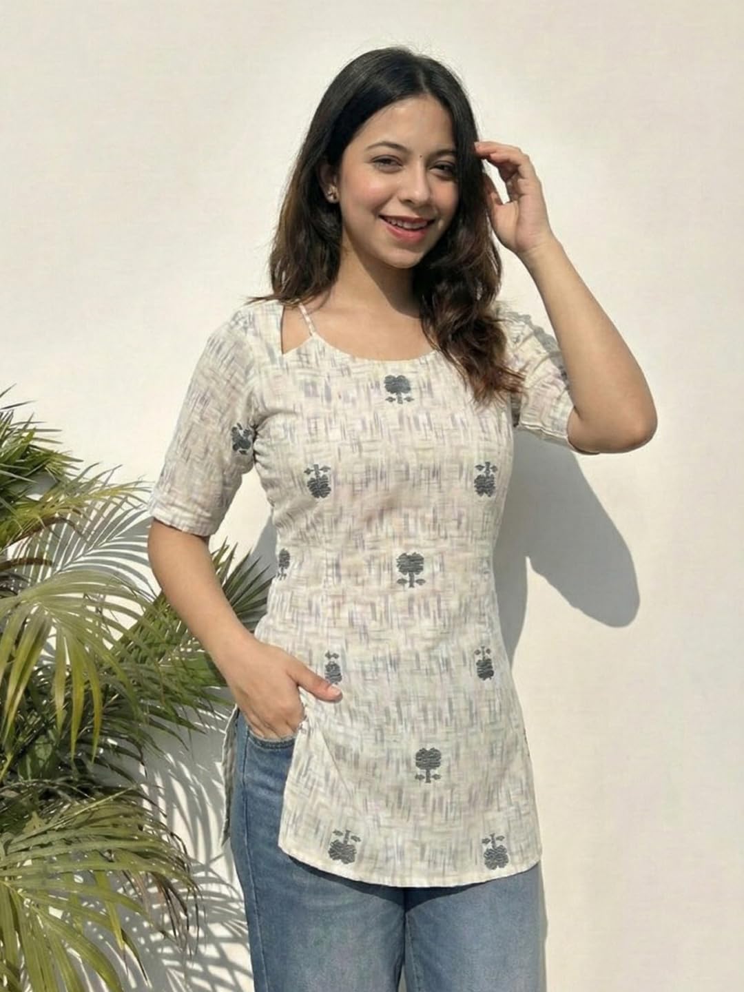 ANNI Designer Women’s Viscose Printed Short Kurti | Straight Fit Ethnic Top with Square Neck | Bell Sleeve Casual Indian Kurta for Office College, Party