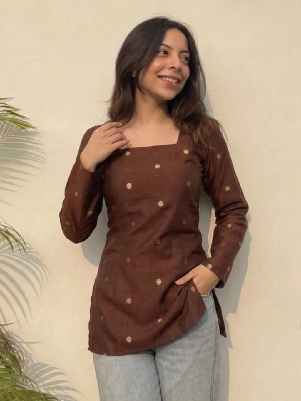 ANNI Designer Women’s Viscose Printed Short Kurti | Straight Fit Ethnic Top with Square Neck | Bell Sleeve Casual Indian Kurta for Office College, Party