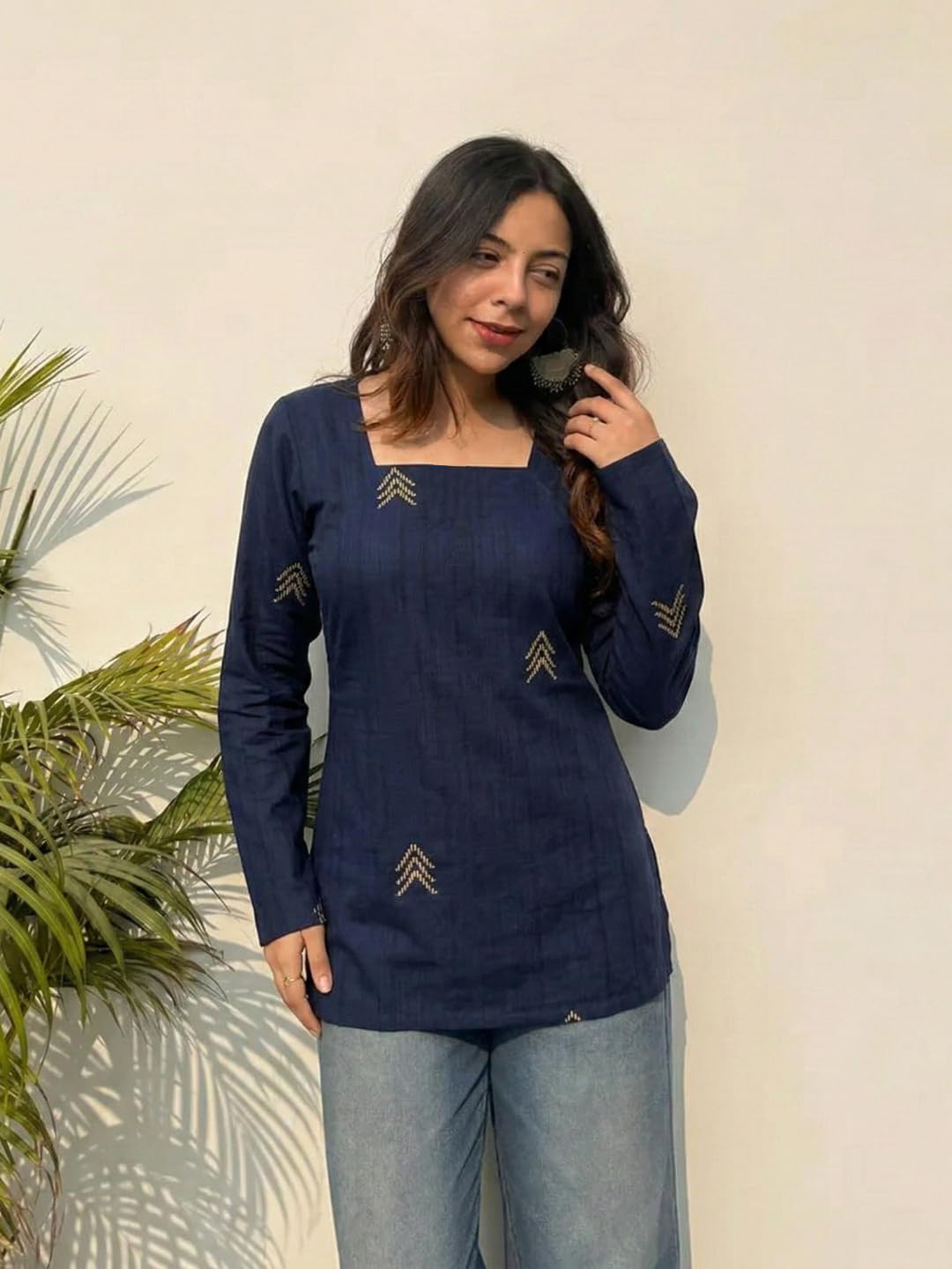 ANNI Designer Women’s Viscose Printed Short Kurti | Straight Fit Ethnic Top with Square Neck | Bell Sleeve Casual Indian Kurta for Office College, Party