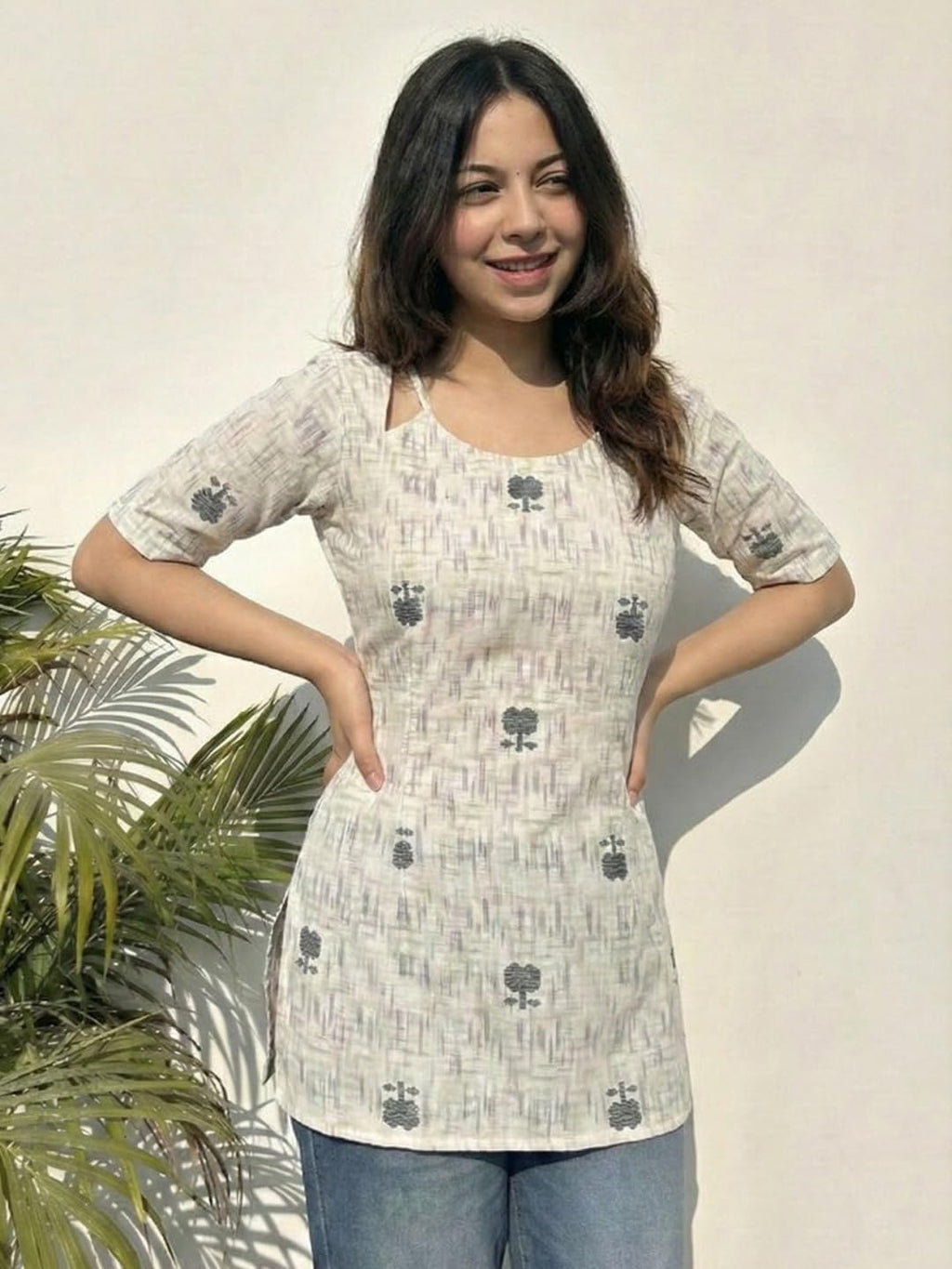 ANNI Designer Women’s Viscose Printed Short Kurti | Straight Fit Ethnic Top with Square Neck | Bell Sleeve Casual Indian Kurta for Office College, Party