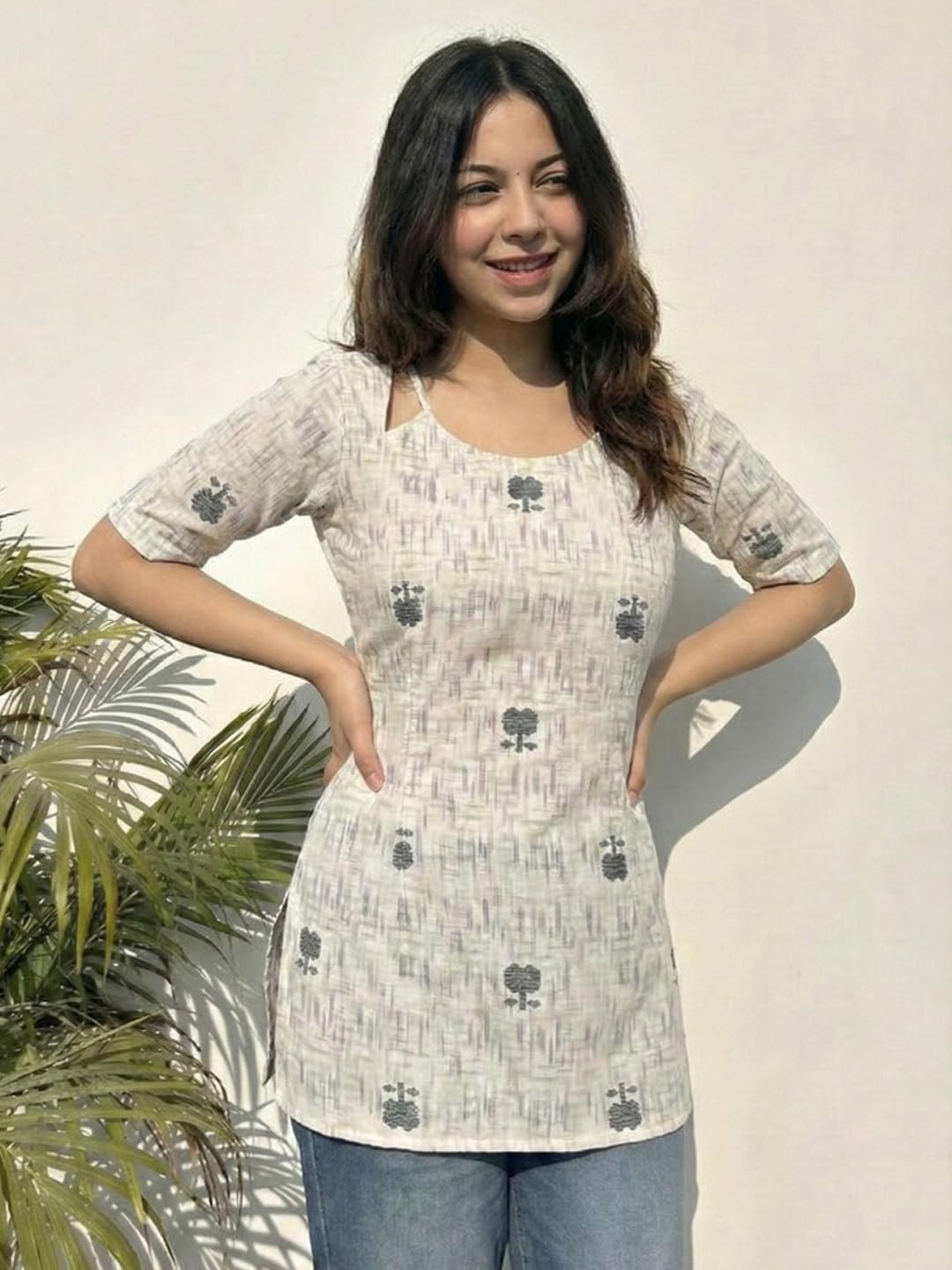ANNI Designer Women’s Viscose Printed Short Kurti | Straight Fit Ethnic Top with Square Neck | Bell Sleeve Casual Indian Kurta for Office College, Party