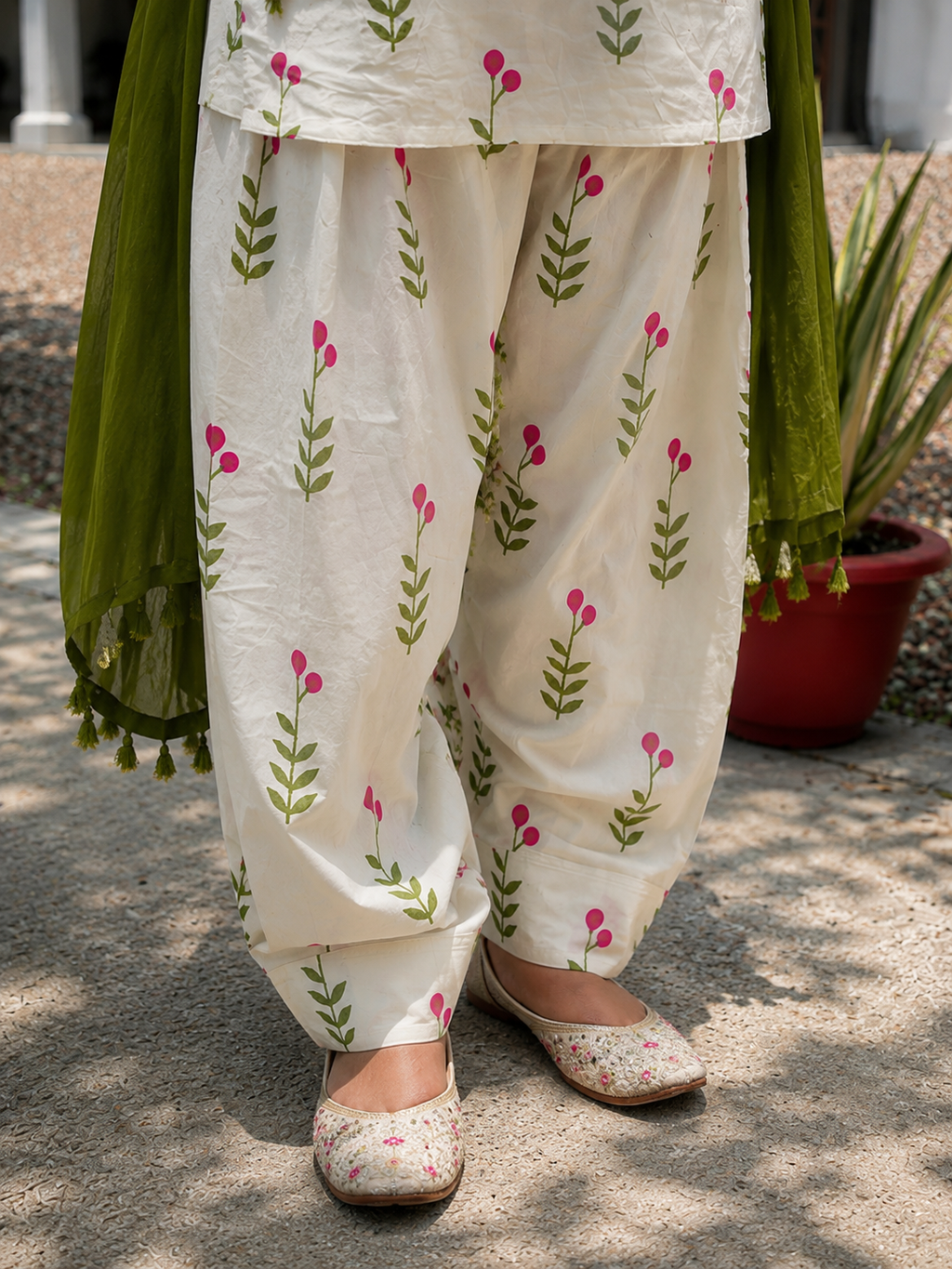 NOMAD - STYLISH  KURTI'S