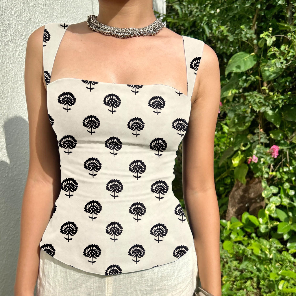 Aahwan Green Printed Square Neck Sleeveless Backless Short Indo-Western Ethnic Kurti Top for Women's & Girl's Ethnic Top for Women's & Girl's