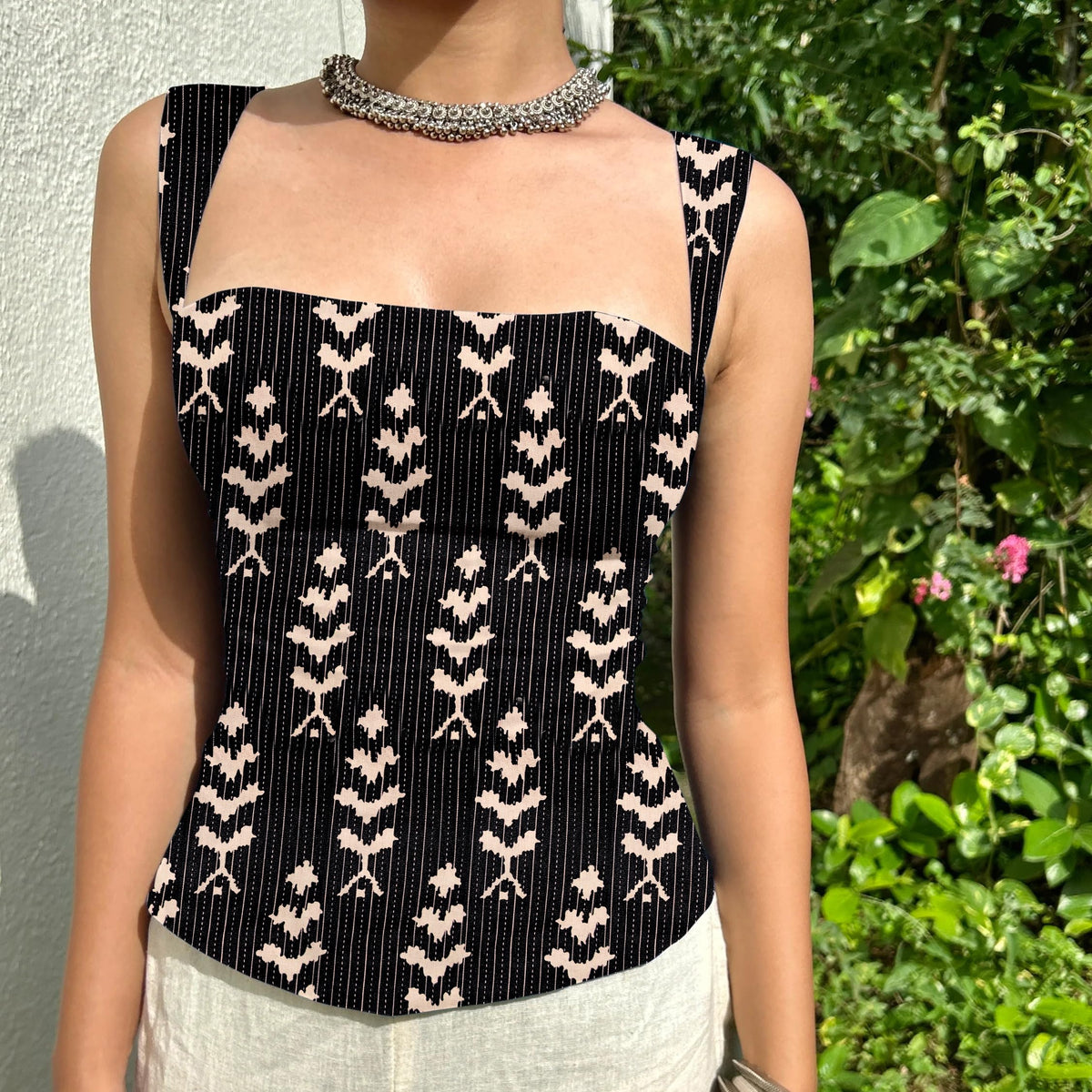 Aahwan Green Printed Square Neck Sleeveless Backless Short Indo-Western Ethnic Kurti Top for Women's & Girl's Ethnic Top for Women's & Girl's